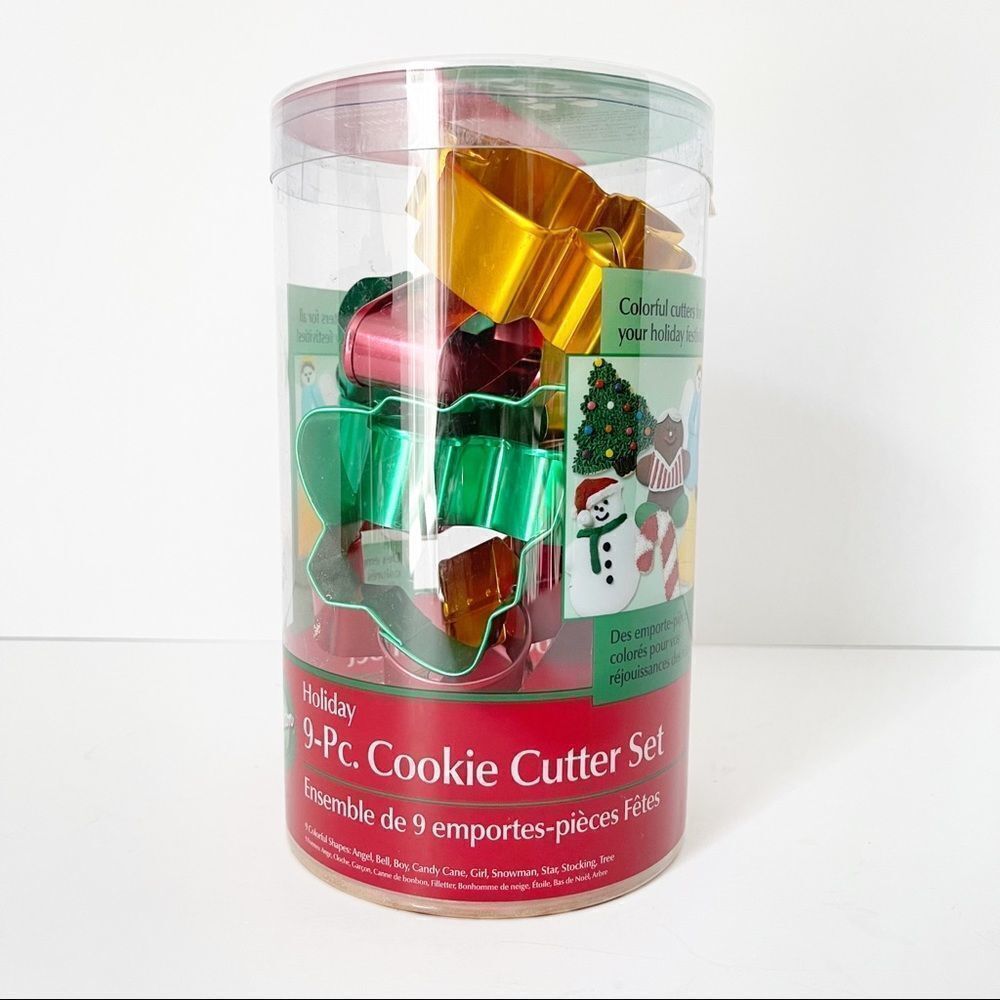 Wilton nine piece Christmas Cookie Cutter Set